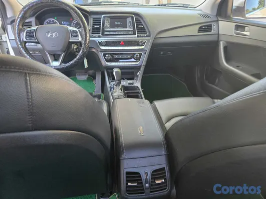 carros - HYUNDAI SONATA NEW RISE 2021 BLANCO 11