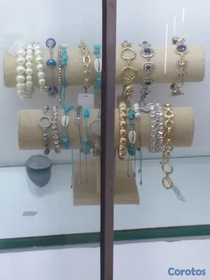 joyas, relojes y accesorios - Ventas de Collares, Anillos,Pulseras, Productos de 13