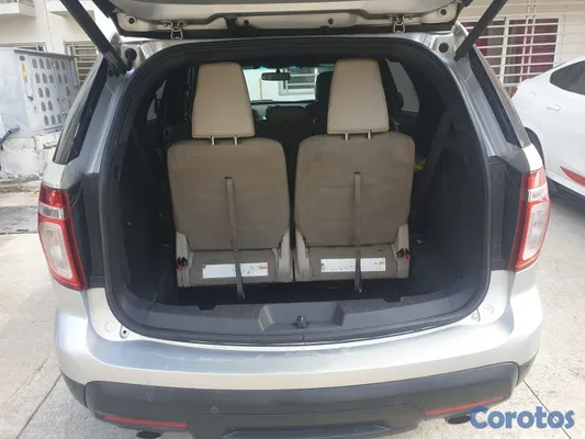 jeepetas y camionetas - Ford Explorer XLT 2011 10