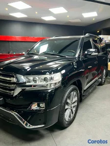 Toyota land cruicer vxr 2017