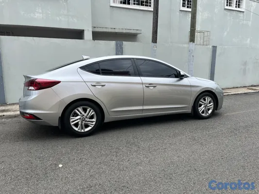 carros - Hyundai Elantra 2020 11