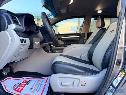 jeepetas y camionetas - 2016 TOYOTA HIGLANDER LE  10