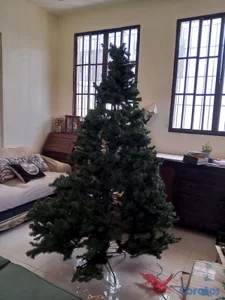 ARBOL D NAVIDAD 7 PIE DE ALTO NUEVO 6000