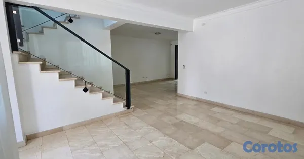casas - casa exclusivas en los álamo santiago  2
