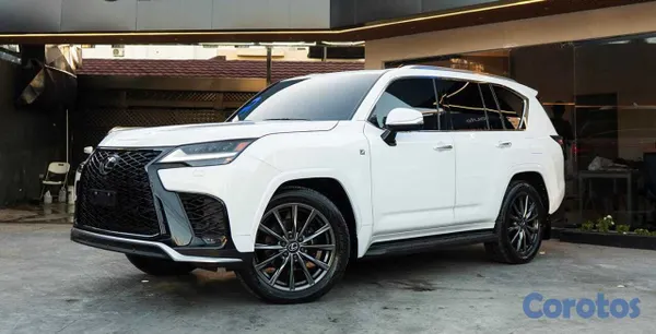 jeepetas y camionetas - LEXUS LX600 F SPORT 2024 | 18,000 MILLAS | CLEAN C 2