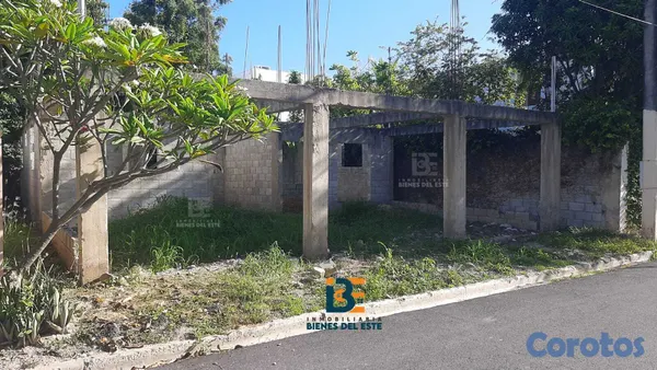 casas - Se venta CASA EN CONSTRUCCION con calle asfaltada  2