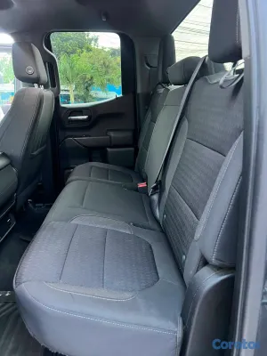 jeepetas y camionetas - CHEVROLET SILVERADO 1500 CUSTOM 2022 6