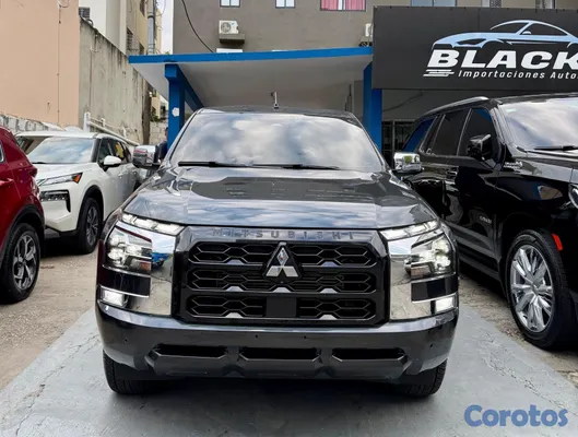 jeepetas y camionetas - Mitsubishi L200 2025 4x4 Triton  5