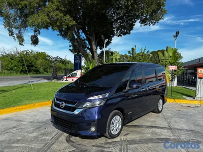 Nissan serena S-híbrid 2019