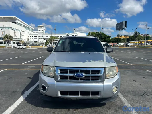 jeepetas y camionetas - Ford Escape 2010 en venta 8
