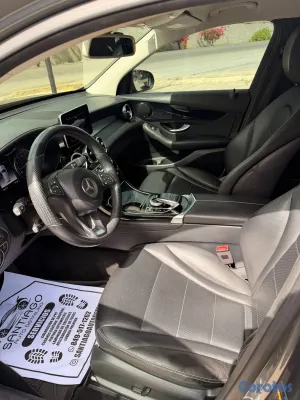 jeepetas y camionetas - Mercedes-Benz GLC 200 2019 en venta! 7