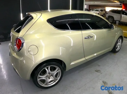 carros - Alfa Romeo Mito Quadrifoglio  Sportiva 2
