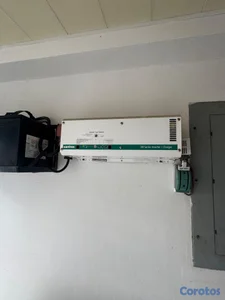 INVERSOR TRACE 3,600 kW 4 BATERÍAS