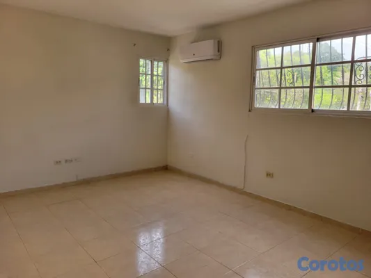 apartamentos - Av. indep. 2do piso. 2 habs. 2 baños. 2 parqueos
 5
