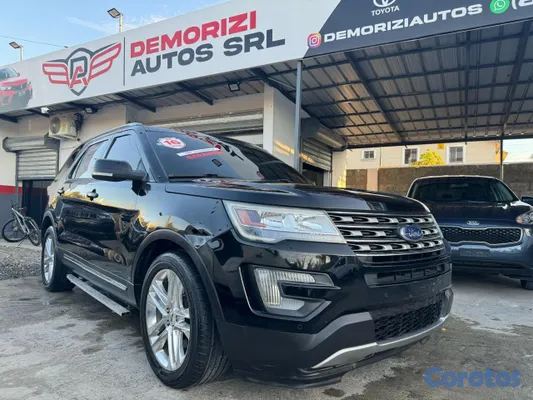 jeepetas y camionetas - Vendo Ford Explorer 2017 xlt  7