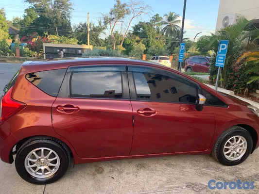 carros - se vende Nissan bote de oportunidad  9