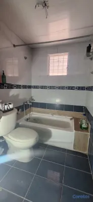 apartamentos - vendo primer nivel mirador sur dos habitaciones dos baños servicio parqueo  8