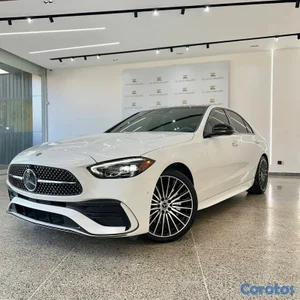 Mercedez Benz C300 AMG 2023.