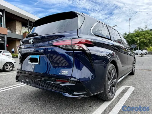 otros vehiculos - 2022 Sienna XSE Híbrida 45 KMS X galón - Clean Carfax
 8