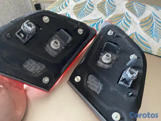 repuestos - Luces traseras laterales Honda Accord 2015 3
