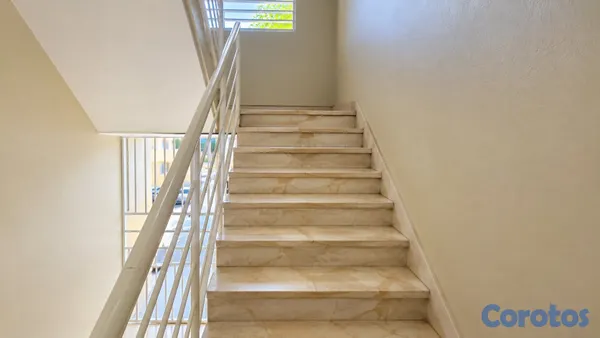 apartamentos - Se alquila apart en la AV OLOF PALME urb la castel 5