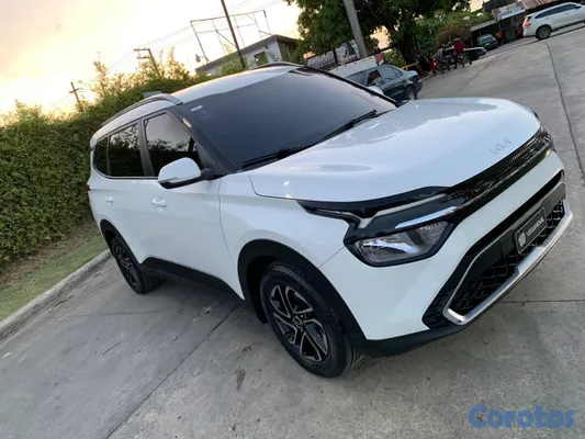 jeepetas y camionetas - KIA CARENS 2023 7