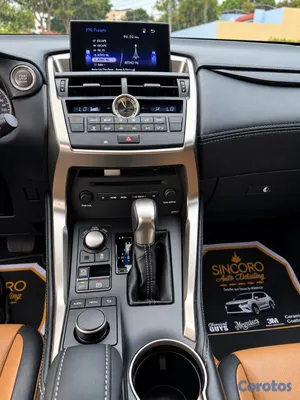 jeepetas y camionetas - Lexus NX200t AWD 12