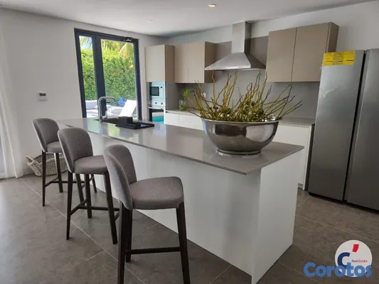 casas - Villa Minimalista de Lujo con Piscina en Punta Can 19