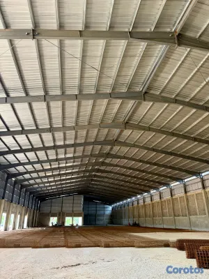 oficinas y locales comerciales - Alquilo Nave 2,000 Mts en La Cuaba, Santo Domingo  3