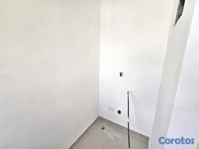 Apartamento en Venta en Pantoja, 4to Piso con Terr