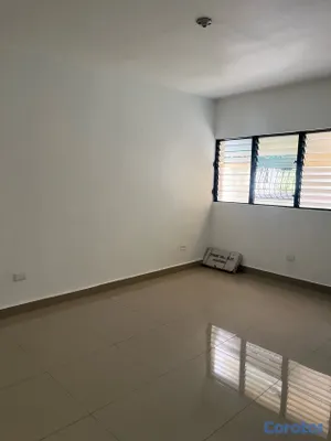 apartamentos - Apartamento de 3 habitaciones, 190 m², amplio y cómodo, 2 parqueos, balcón 10
