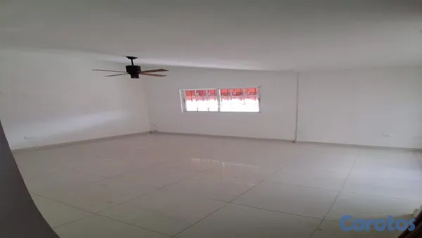 casas - Alquilo casa Clásica, grande y buenas condiciones en Sans Souci 6