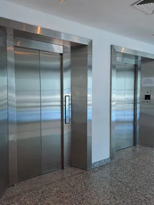 oficinas y locales comerciales - Alquilo oficina  edifcorporativo arroyo hondo viej 8
