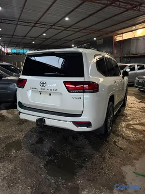 jeepetas y camionetas - Toyota Land Cruiser 300 VXR diésel 2022 114k kms todos lo mantenimiento en la ca 3