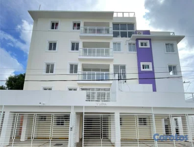 Apartamento con acabado moderno y amplia terraza p