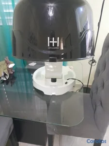 Se vende secador de pelo de mesa 