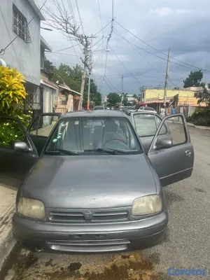 carros - Nissan March 99. 9