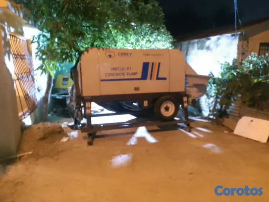 equipos profesionales - Ligadora de concreto con su bomba  3