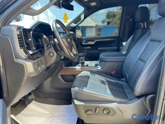 jeepetas y camionetas - Chevrolet Silverado High Country Duramax 2023 8