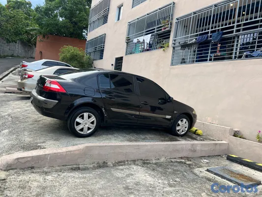 carros - Renault Megane  10
