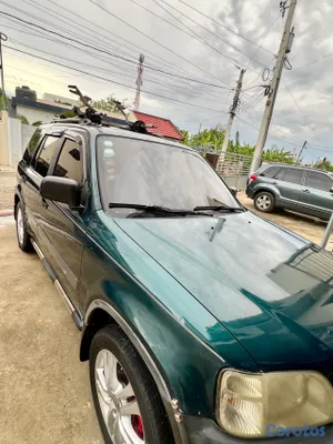 jeepetas y camionetas - vendo honda  Crv año98 excelentes  condiciones negociable  15