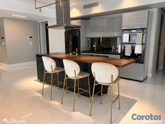 apartamentos - Amplio e Iluminado apartamento de venta en Piantini, piso alto y 5 parqueos 7