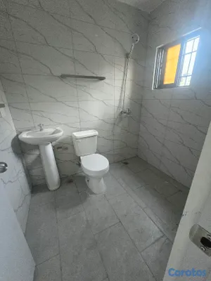 apartamentos - Alquiler Apartamento de 2 Hab en Libertador de Herrera $17,000 con Parqueo  8