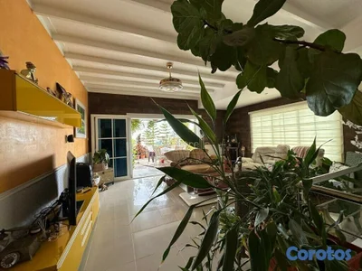 Penthouse en venta (322mts2) de 3 niveles en el Mirador Sur de 3 habitaciones