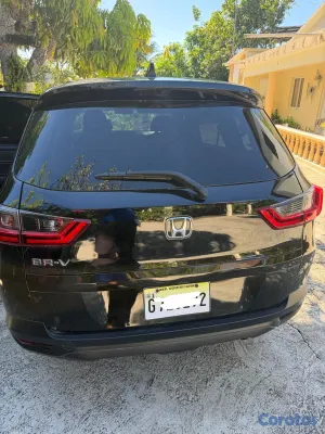 jeepetas y camionetas - Honda BR-V, está en perfectas condiciones precio de oportunidad  3