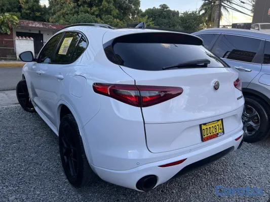 jeepetas y camionetas - Alfa Romeo stelvio 2020 neg 6