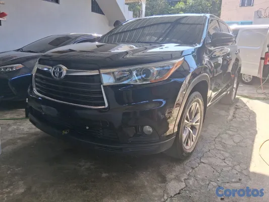jeepetas y camionetas - vendo Toyota Highlander 2015 por motivo de superación  4
