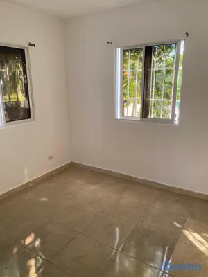 casas -  se alquila casa  3 habitación en recidencial ciud 8