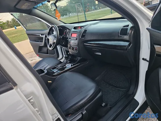 jeepetas y camionetas - kia sorento 2014
 4
