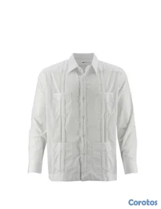 Chacabana/guayabera blanca Leonardo Peña
